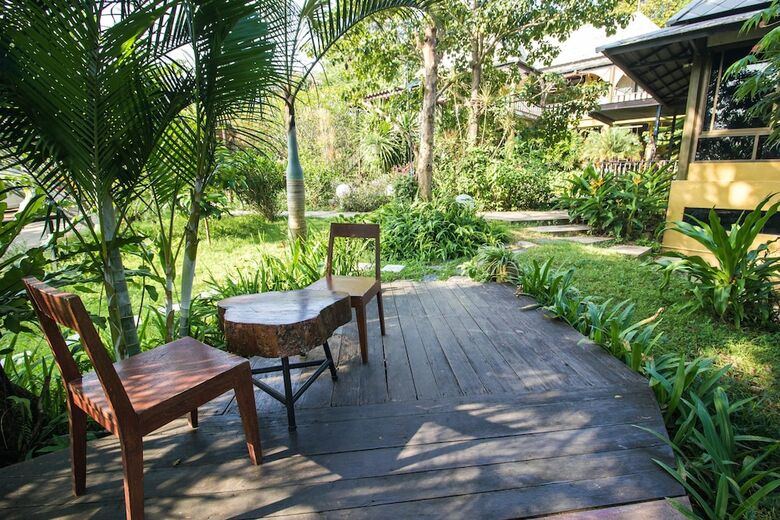 Hotel Kongkarn Bed & Farm Stay