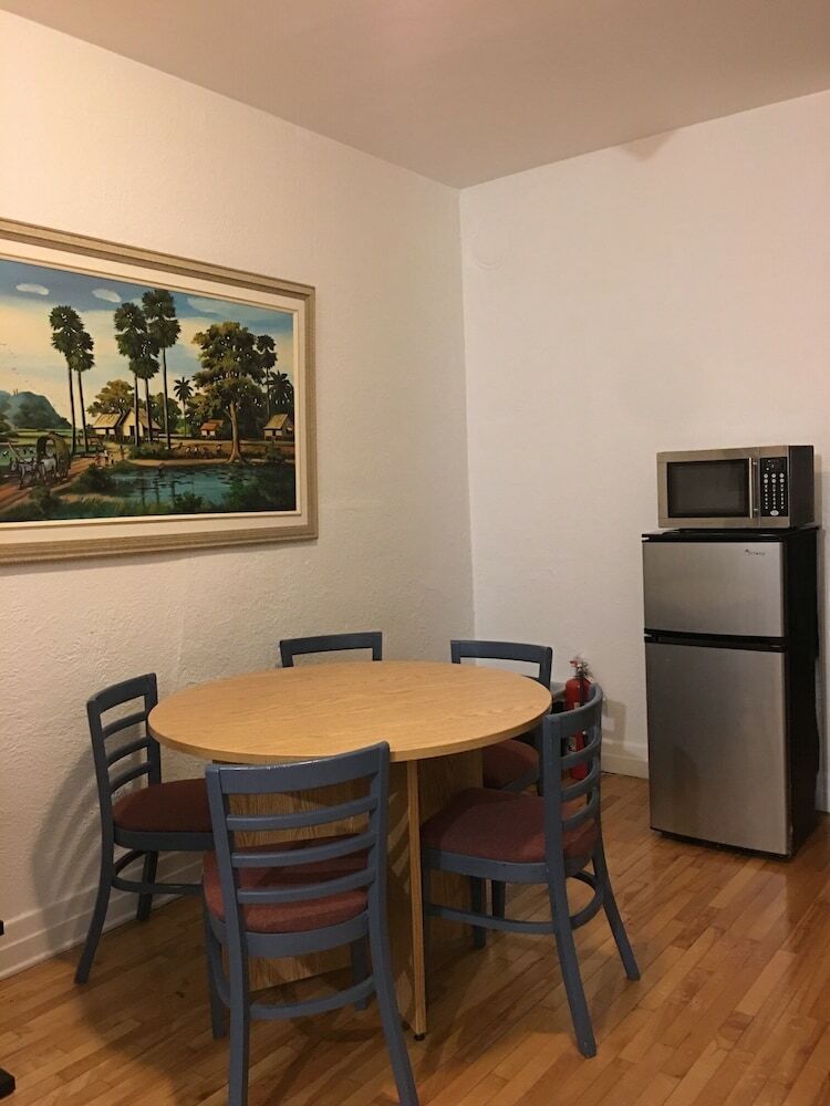 Hotel Mini