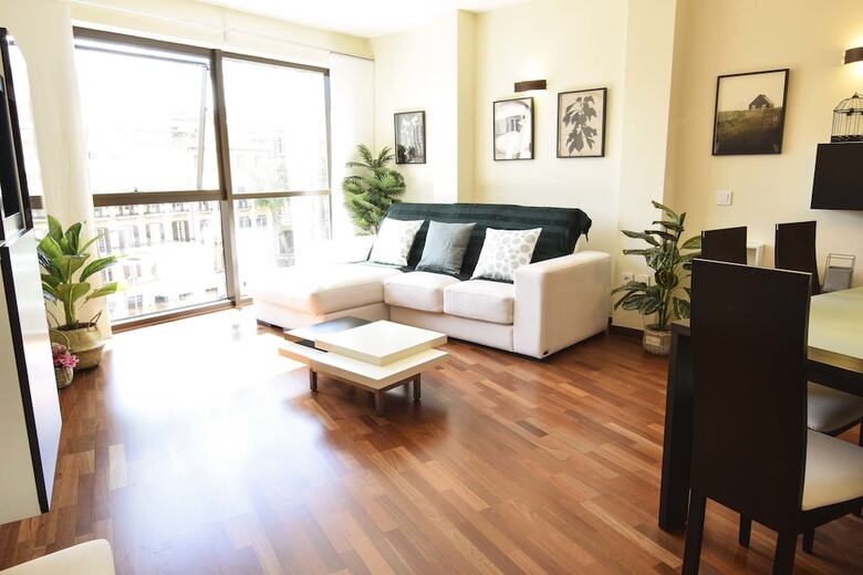Apartamentos Letmalaga Constitucion