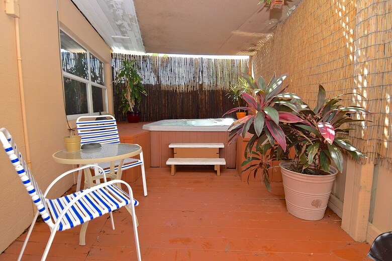 Apartamento Turtle Beach Resort And Inn