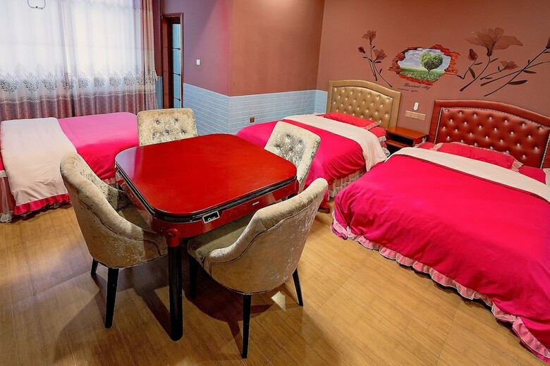 Zhangjiajie Memeda Theme Hotel