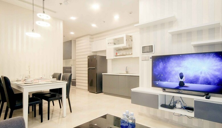 Vinhomes Golden River Luxury Apartment