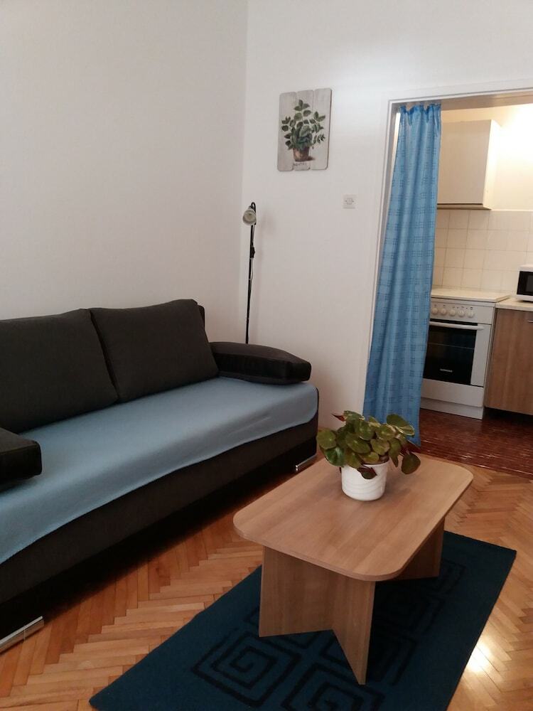 Ema Sun Apartment