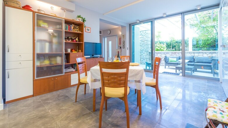 Mair Apartment