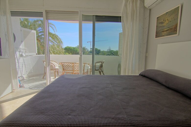 Apartamentos Htl10 - Corona