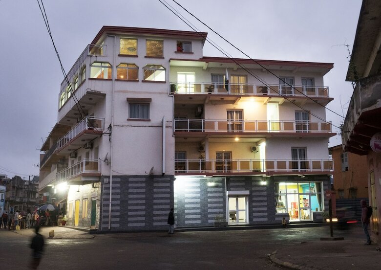Victoria Hotel