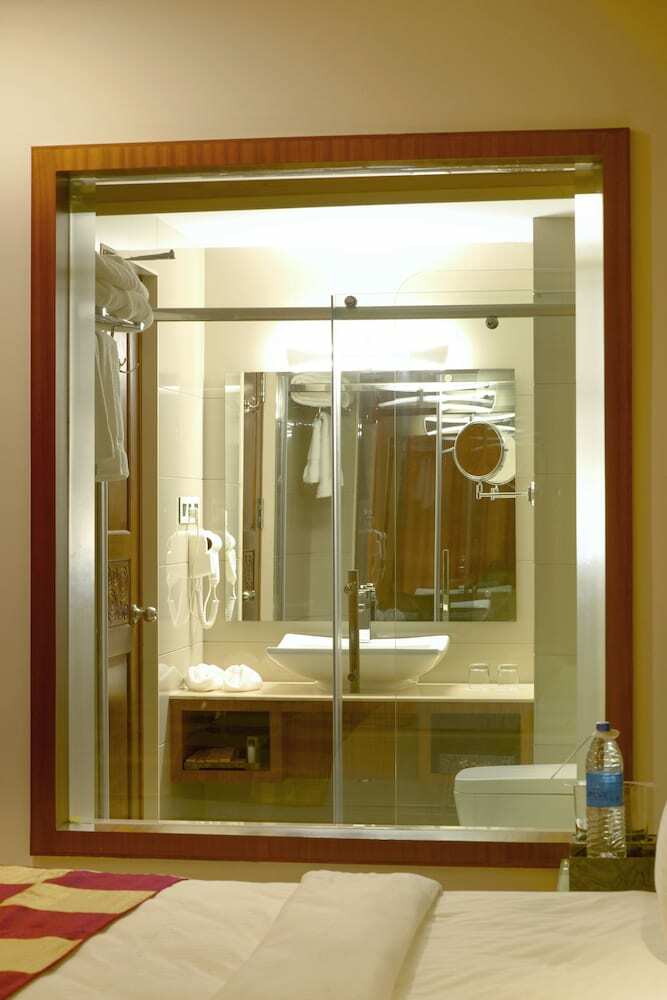 Amber Dale Luxury Hotel & Spa