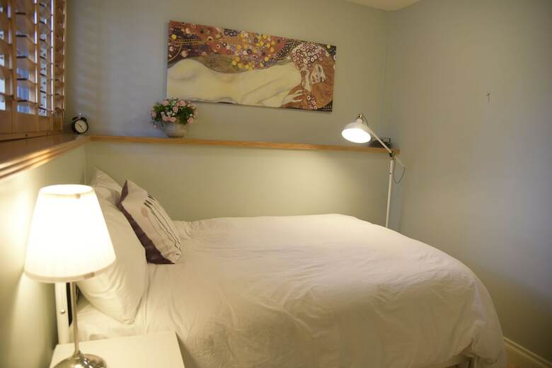 Hotel Calgary Cozy Home