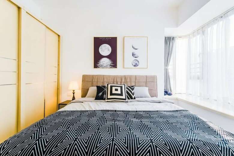 Locals Boutique Apartment Huafa Plaza 15