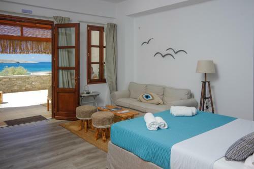 Apartamentos Syros Wellness Luxury Suites