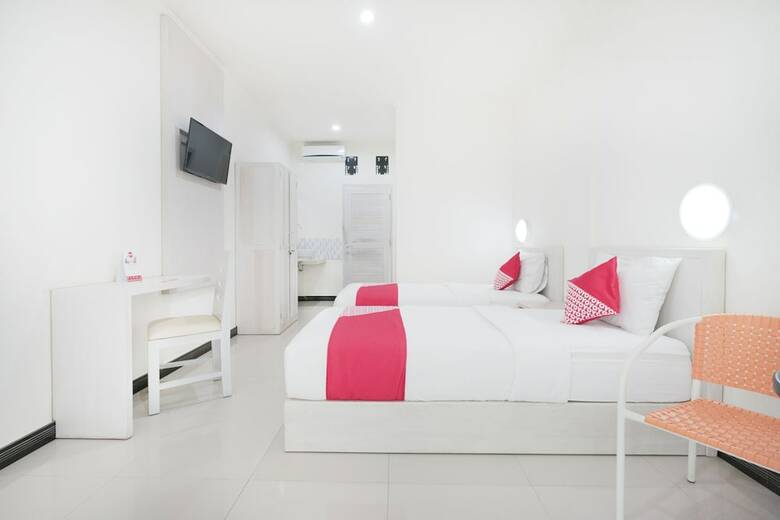 Hotel Oyo 474 Tirai Bambu Jimbaran