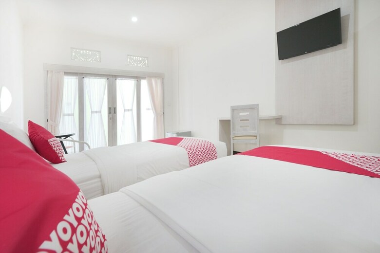 Hotel Oyo 474 Tirai Bambu Jimbaran