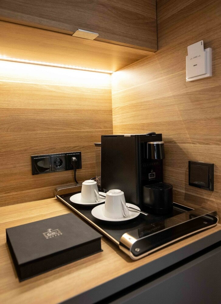 Kpm Hotel & Residences