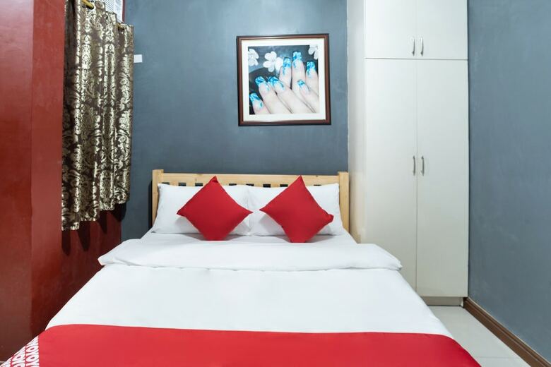 Hotel Oyo 164 Antoine's Despacito