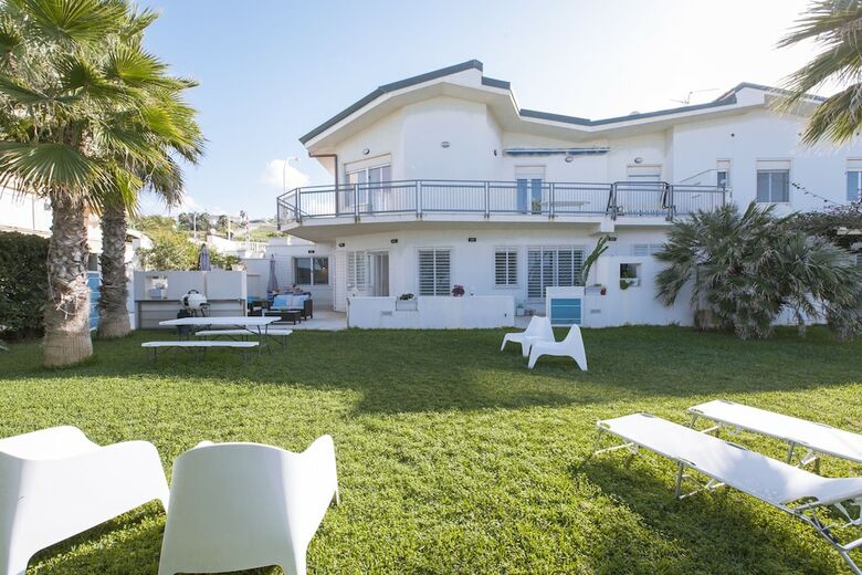 Apartamento Casa Vacanze Ibiscus
