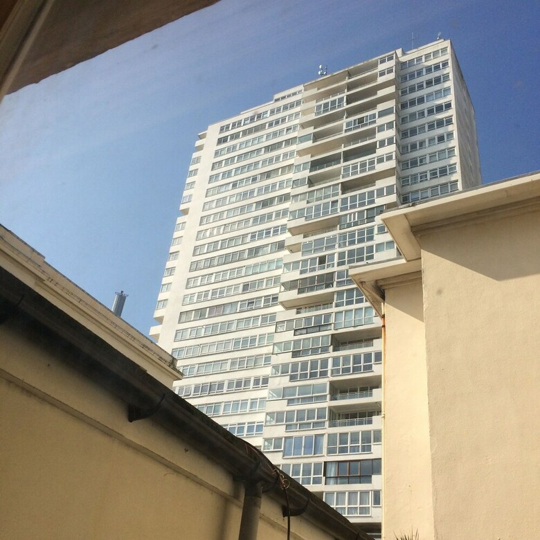 Cannon Spa Brighton Beach Apartments