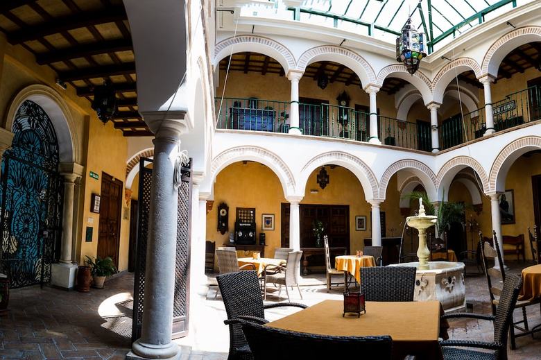 Granados Palacio Hotel Boutique