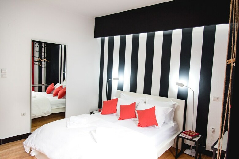 Apartamentos Home Plus Pathos Junior Suite