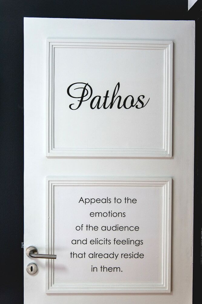 Apartamentos Home Plus Pathos Junior Suite