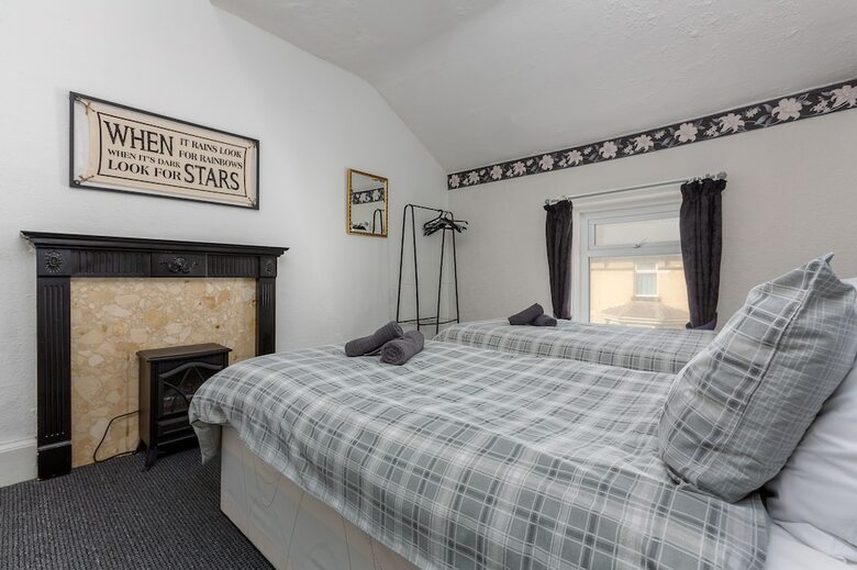 Bromley Central Holiday Home