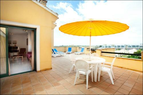 Apartamentos Lomas De Campoamor
