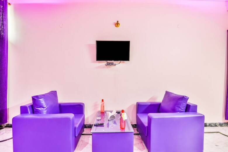 Fabhotel Prakash Apartment