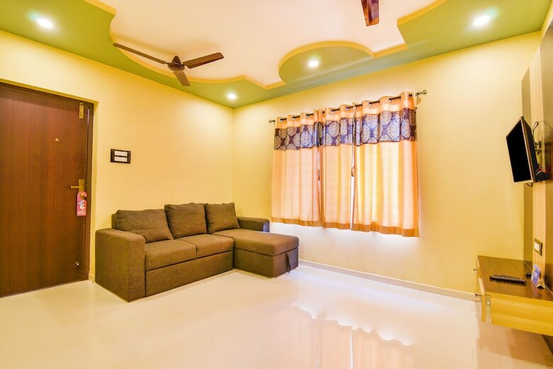 Fabhotel Krishna Kaustubh