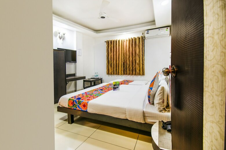 Balaji Classic Hotel