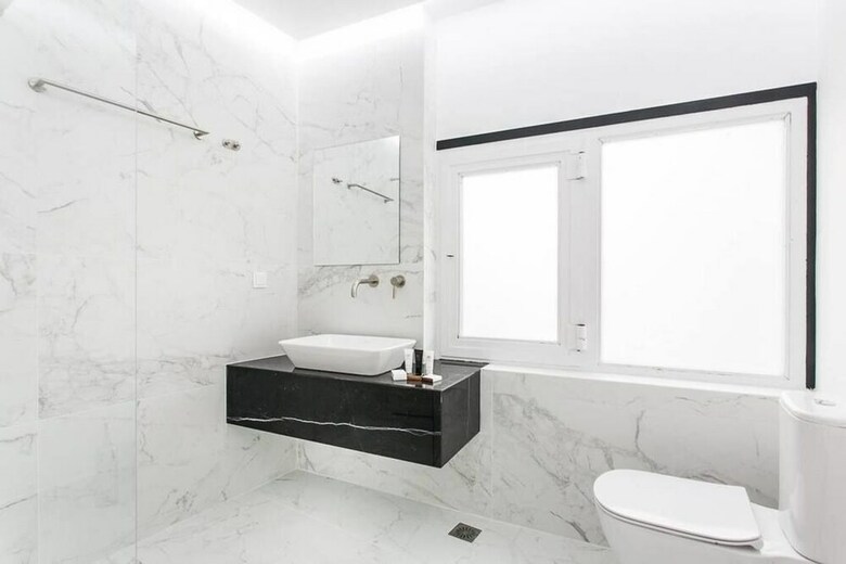 Apartamentos Stunning Renovation In Plaka For 4guests
