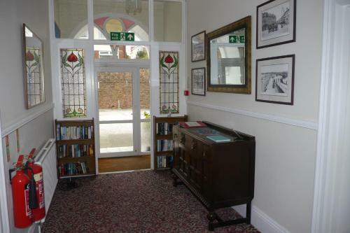 Broadshade Holiday Apartments