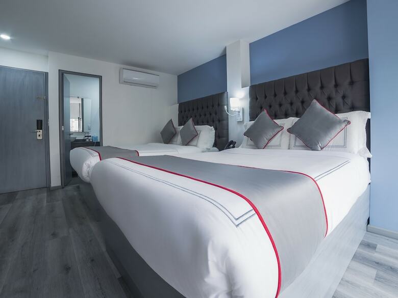Hotel Arboleda 215