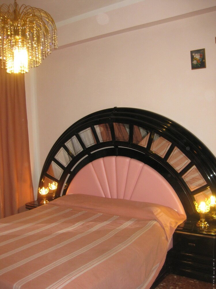 B&B Beauty Moon