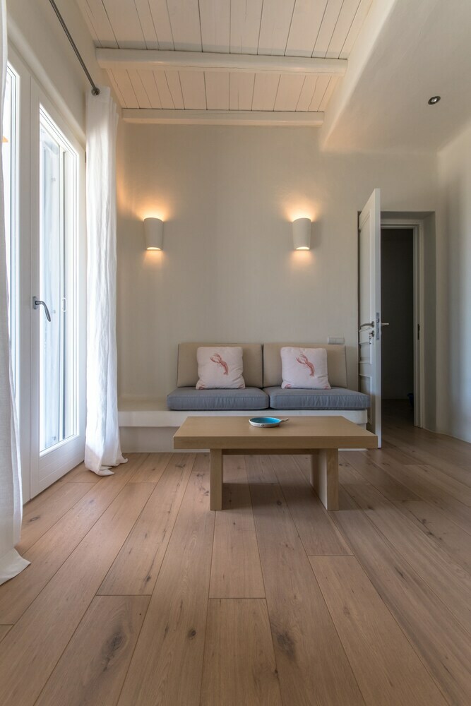 Hera Iconic Mykonian Villa