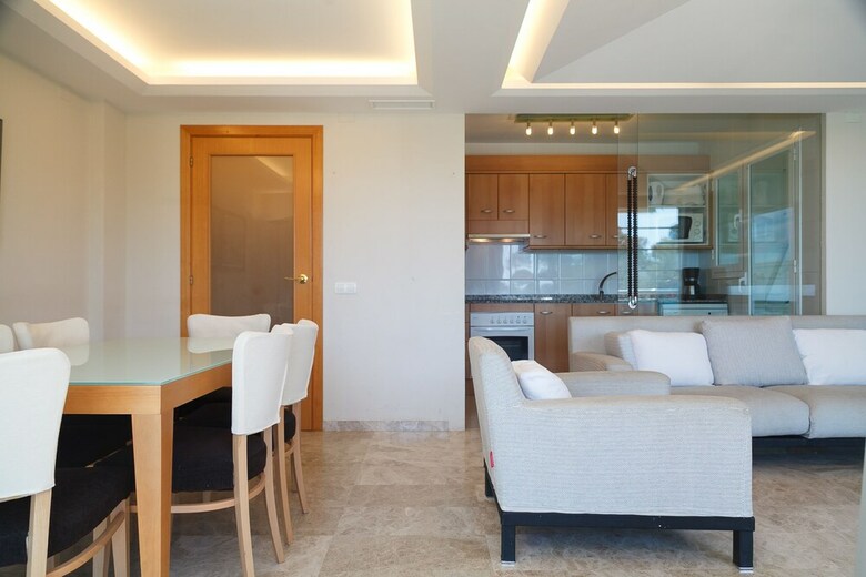 Apartamentos Uhc Arinsal Family Complex