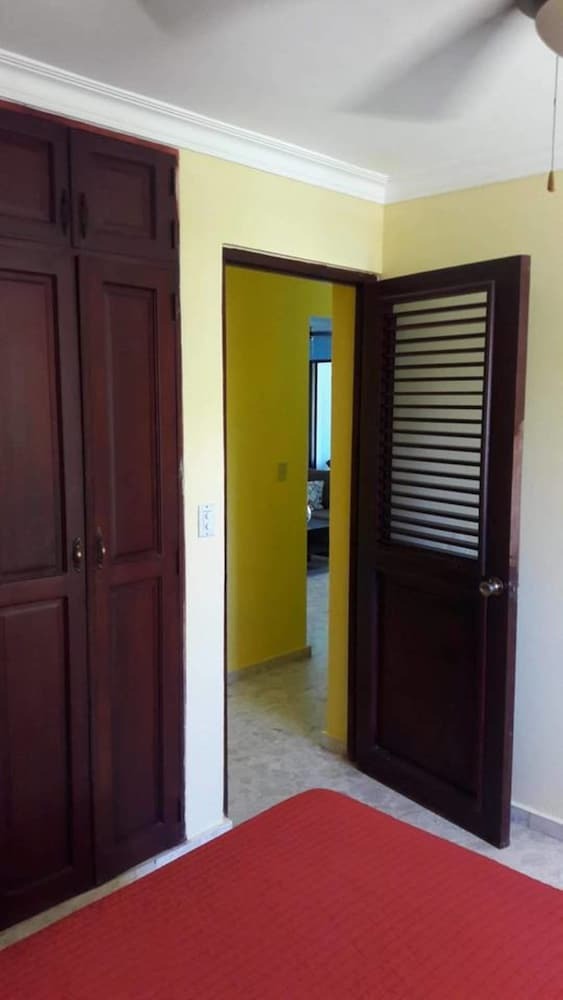 Apartamentos 2 Bedroom Condo Near Beach