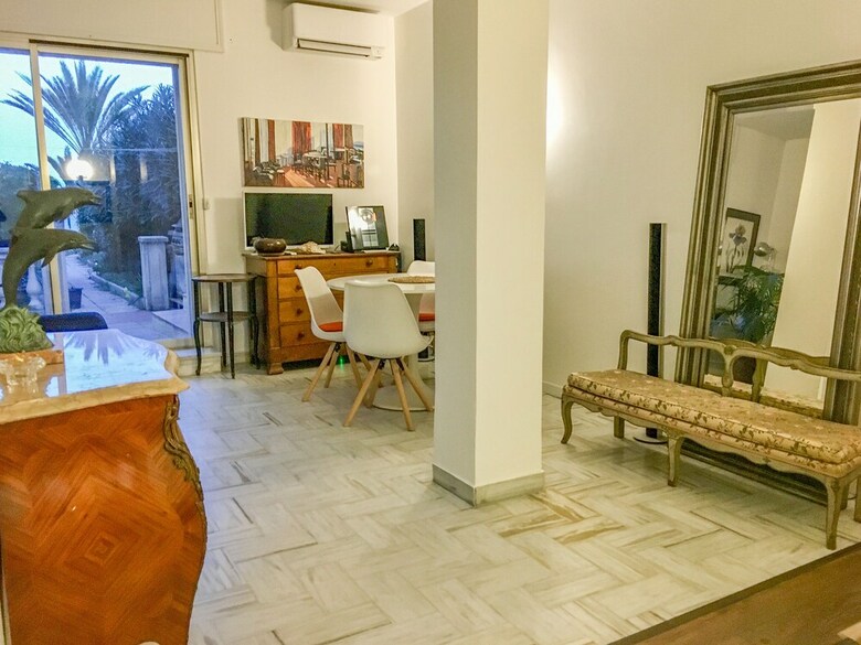 Authentic & Beautiful One Bedroom Apartment