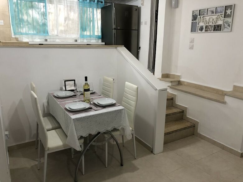 Luxury Halper R&a Apartment
