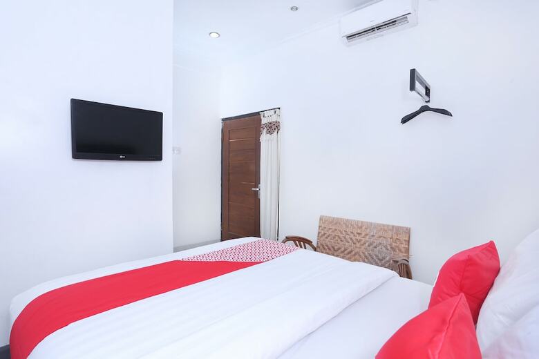 Hostal Oyo 426 Hotel Gading Resto