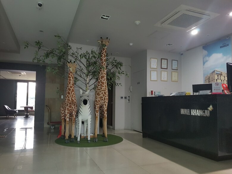 Hotel Rhangju
