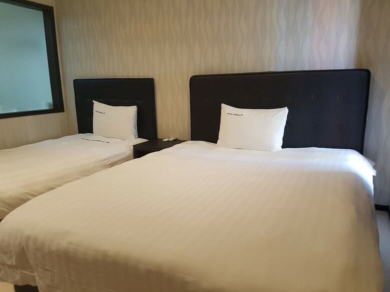 Hotel Rhangju