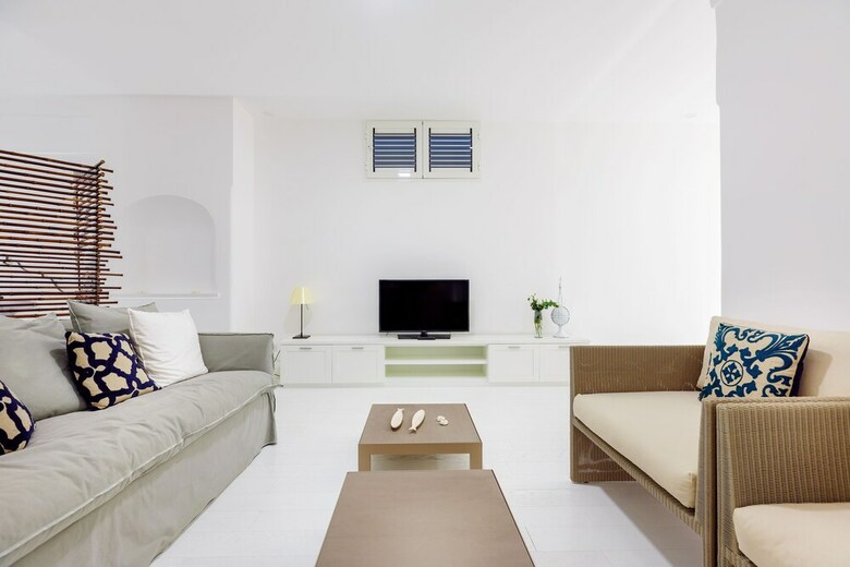 White Stylish Apartments