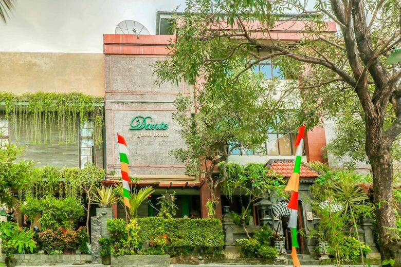 Hotel Oyo 612 Dante Residence