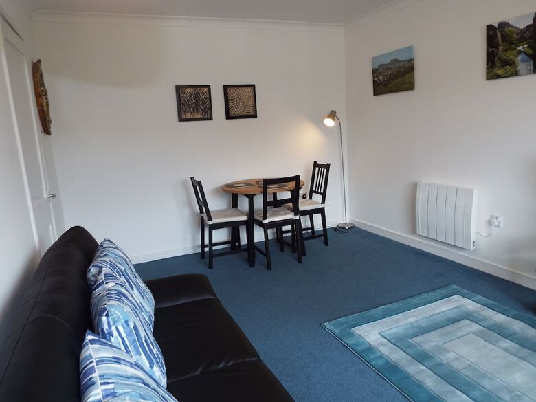 Apartamentos Ideal Central Edinburgh Location With Free On-site Private Parking