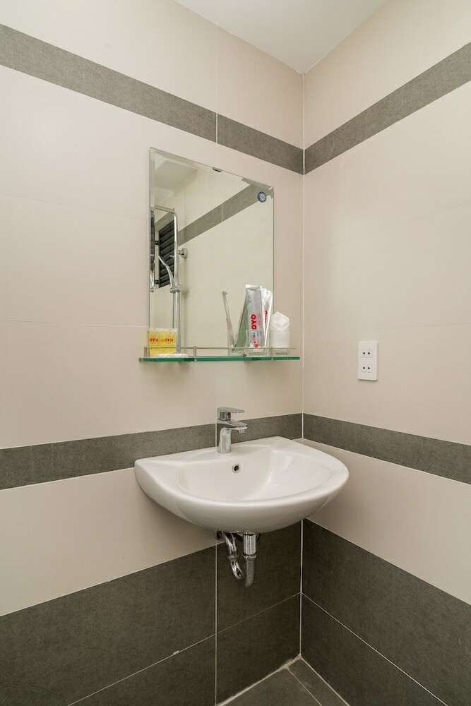 Oyo 181 Tam Quy Hotel