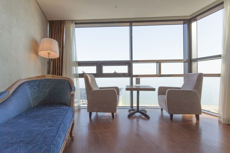 Sunset Business Hotel