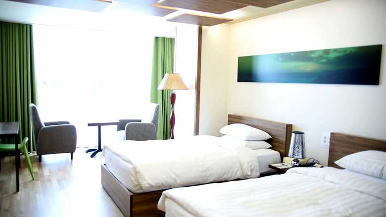 Sunset Business Hotel