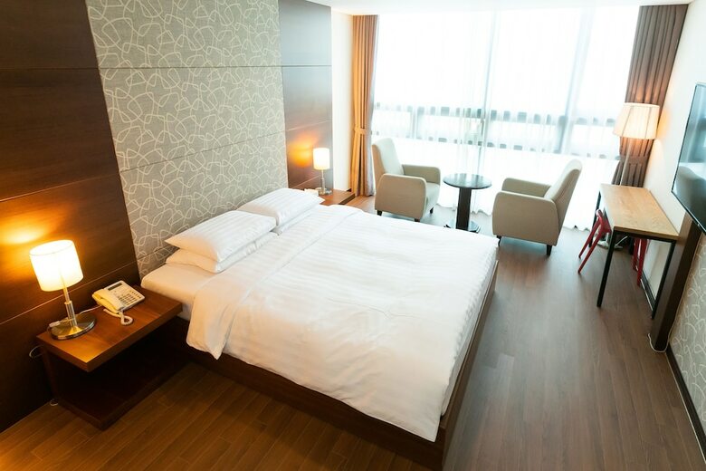 Sunset Business Hotel