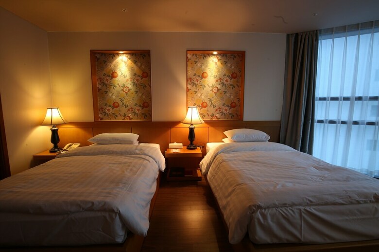 Sunset Business Hotel