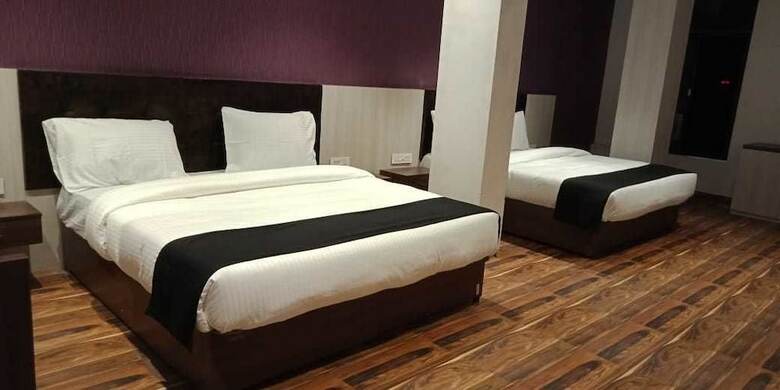 Hotel S B Excellency