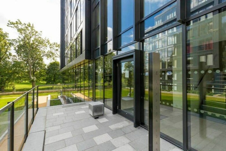 Luxury Apartment - Quartermile